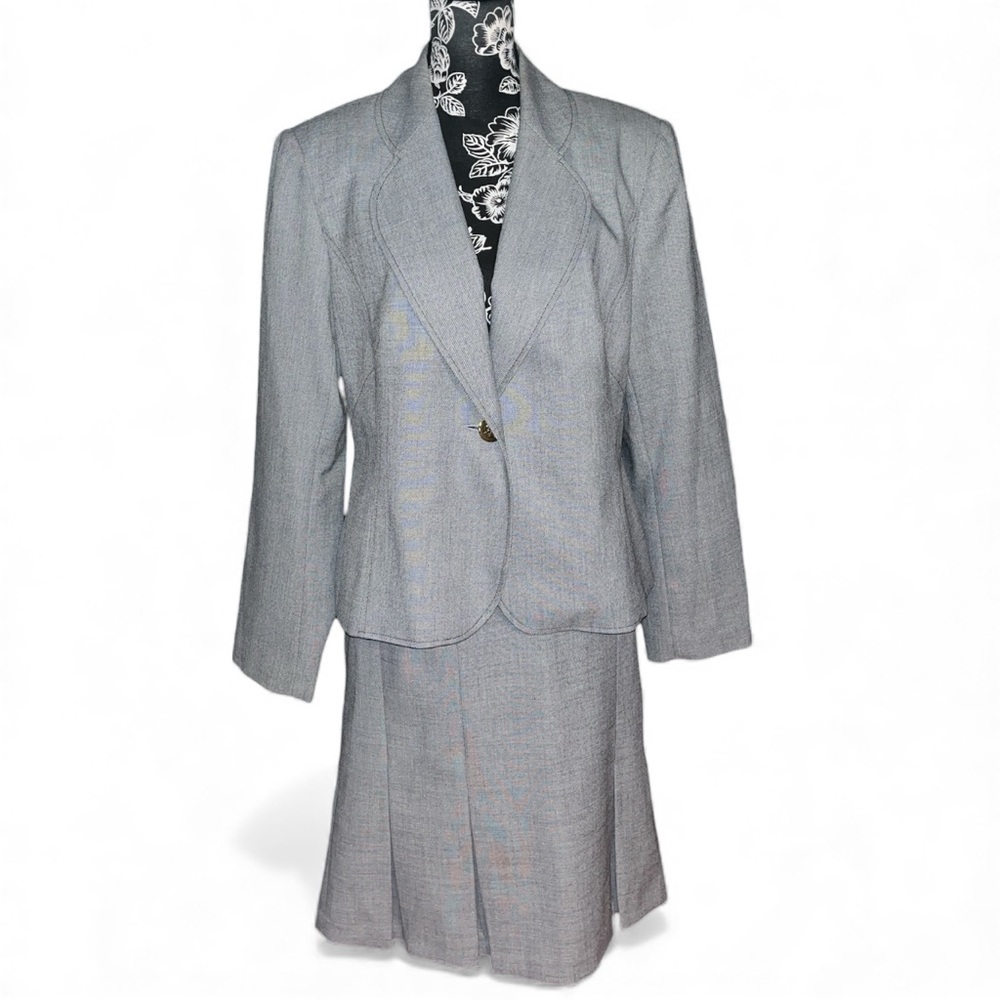 Isabelle Gray 2 Piece Woven Fabric Tailored Career Suit Size 14